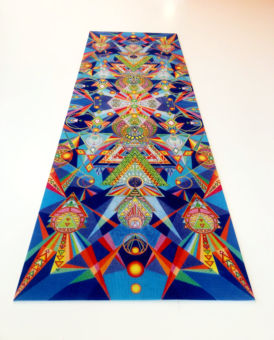 Yoga mat with hand-painted print: Endless Summer – chriszka